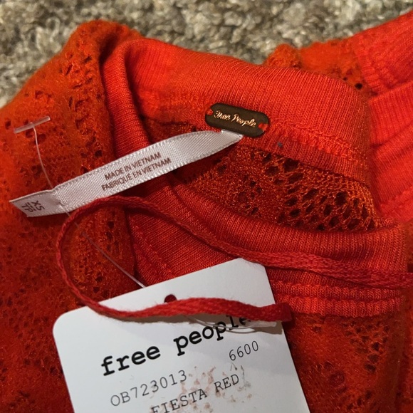 NWT Free People Not Cold In This Top In Red Size XS OVERSIZED - Picture 6 of 11